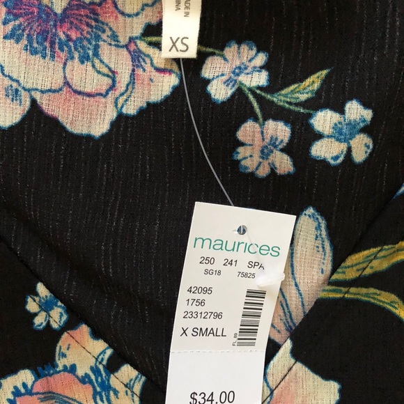 NWT Maurice’s floral tie front blouse - Picture 5 of 5